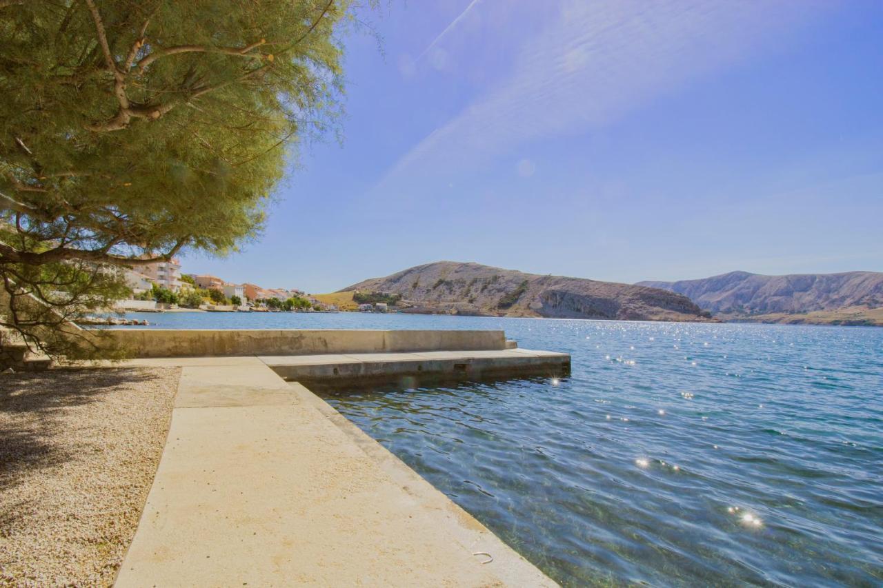 Galapagus Privat Beach & Boat Dock Apartment Metajna Exterior photo